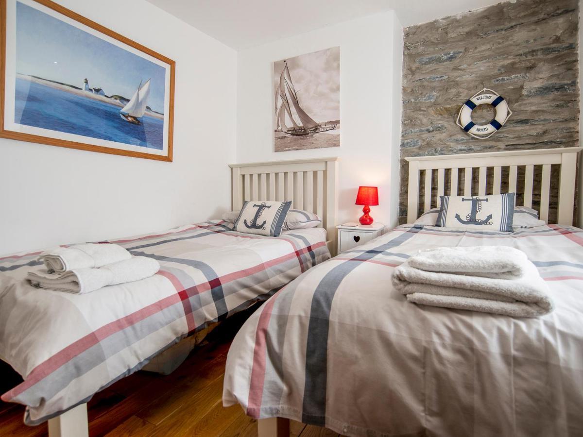 The Captain'S Penthouse Porthmadog Extérieur photo