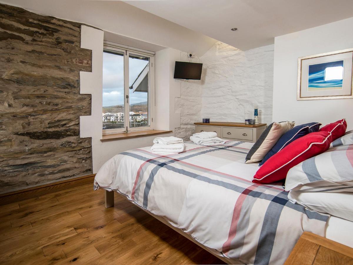 The Captain'S Penthouse Porthmadog Extérieur photo