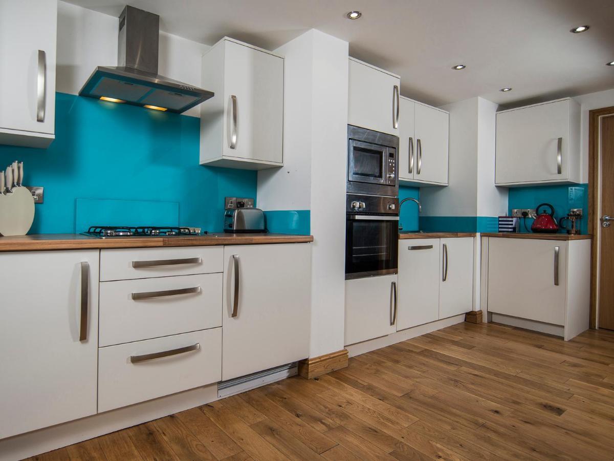 The Captain'S Penthouse Porthmadog Extérieur photo