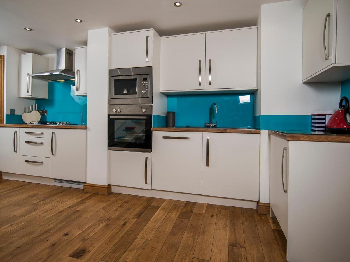 The Captain'S Penthouse Porthmadog Extérieur photo