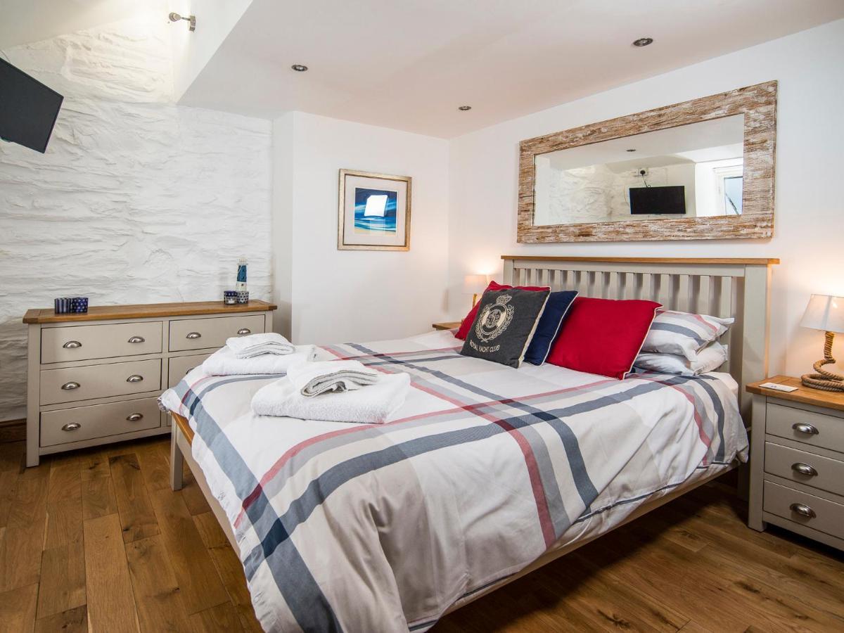 The Captain'S Penthouse Porthmadog Extérieur photo